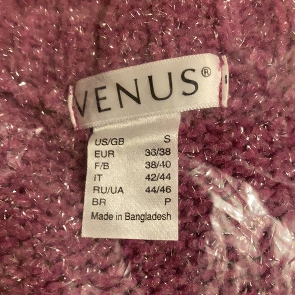 Cold shoulder - Picture 2 of 2